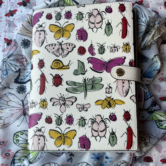 🪲🐌🐞 COACH NOTEBOOK WITH CREATURE PRINT 🐞🐌🪲 NWT 🪲🐌🐞 - Picture 8 of 16
